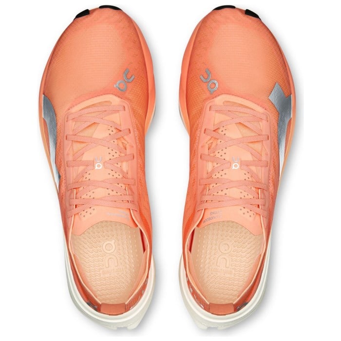 On Cloudboom Strike - Mens Road Racing Shoes - Sunstone/White