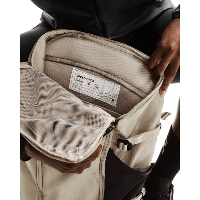 On Speed Pack 30L - Sand/Black