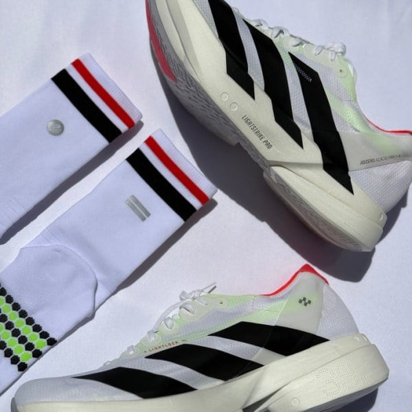 Shyu Half Crew Racing Socks - White/Black/Red