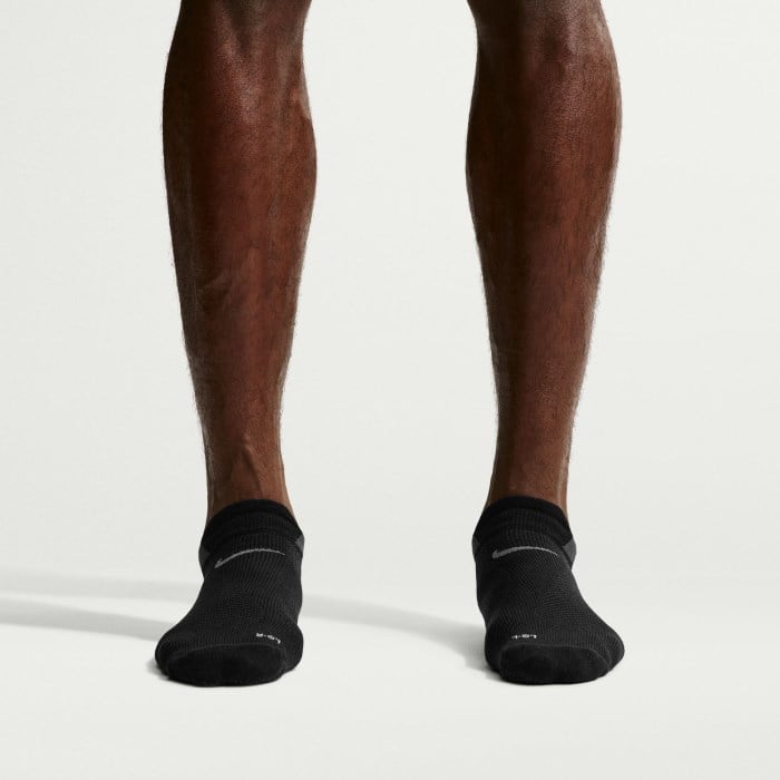 Nike Lightweight No Show Unisex Running Socks - Black/Dark Smoke Grey/Smoke Grey - image 5