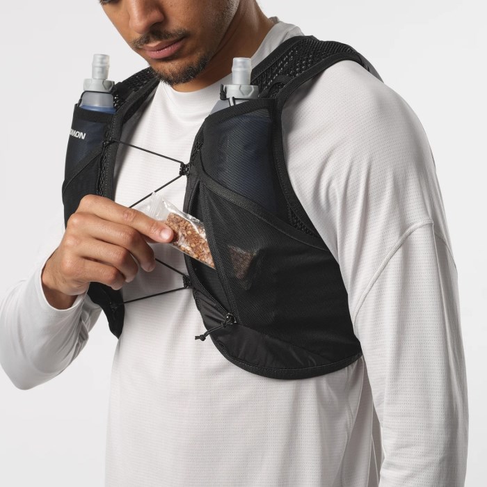 Salomon Active Skin 4 Set Unisex Trail Running Vest With Flasks - Black/Metal