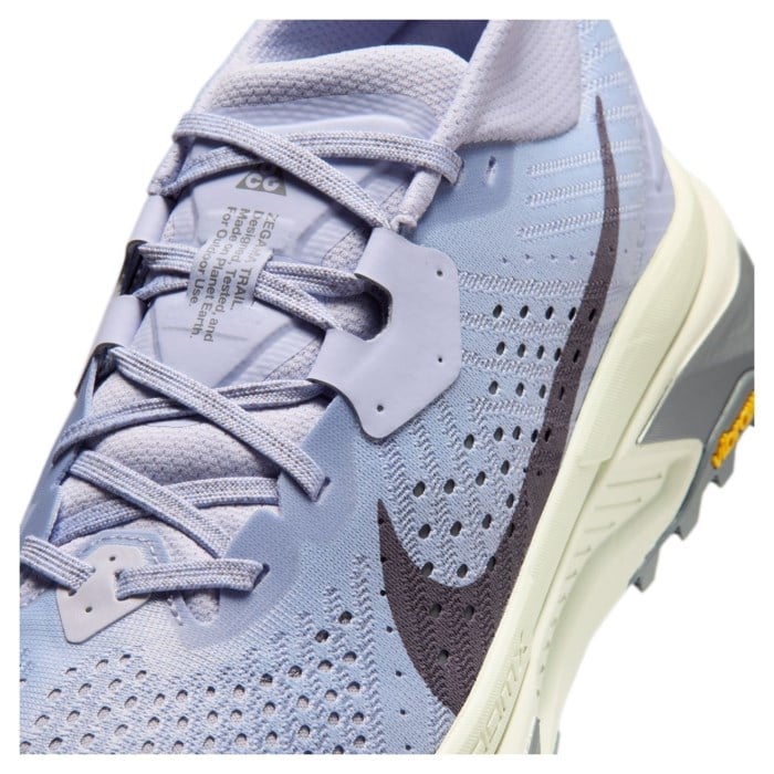 Nike ACG Zegama - Womens Trail Running Shoes - Ghost/Cement Grey/Sea Glass/Smoke Grey