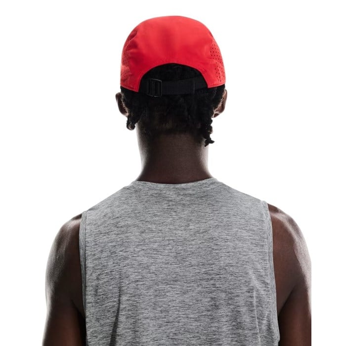 On Running Lightweight Running Cap - Red