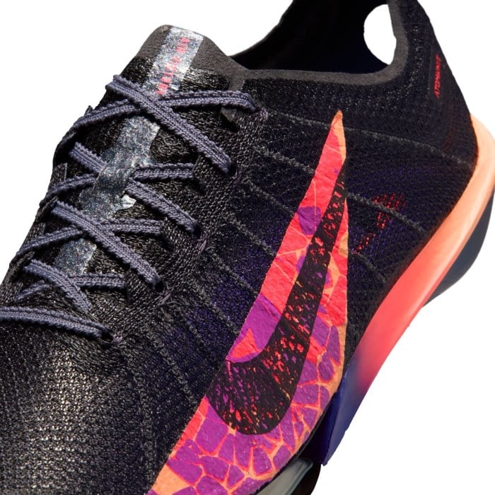 Nike Victory 2 GLAM - Unisex Mid Distance Track Spikes - Light Carbon/Black/Flash Crimson