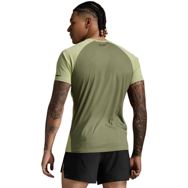 2XU Aero Mens Running T-Shirt - Green Mist/Hunter Green