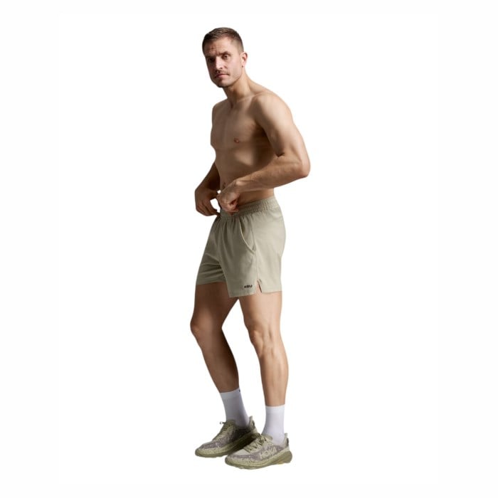 2XU Aero 5 Inch Mens Running Shorts - Pebble/Black Reflective - image 2