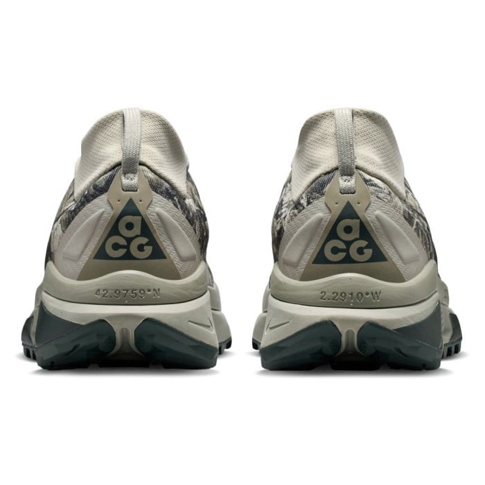 Nike ACG Zegama - Mens Trail Running Shoes - Spruce Fog/Black Spruce/Sea Glass - image 4