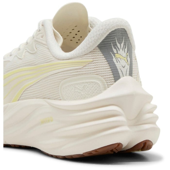 Puma Velocity Nitro 4 - Mens Running Shoes - Warm White/Gold Moon