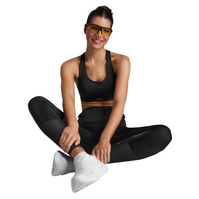 2XU Aero Mesh Medium Impact Bra - Black/Silver Reflective