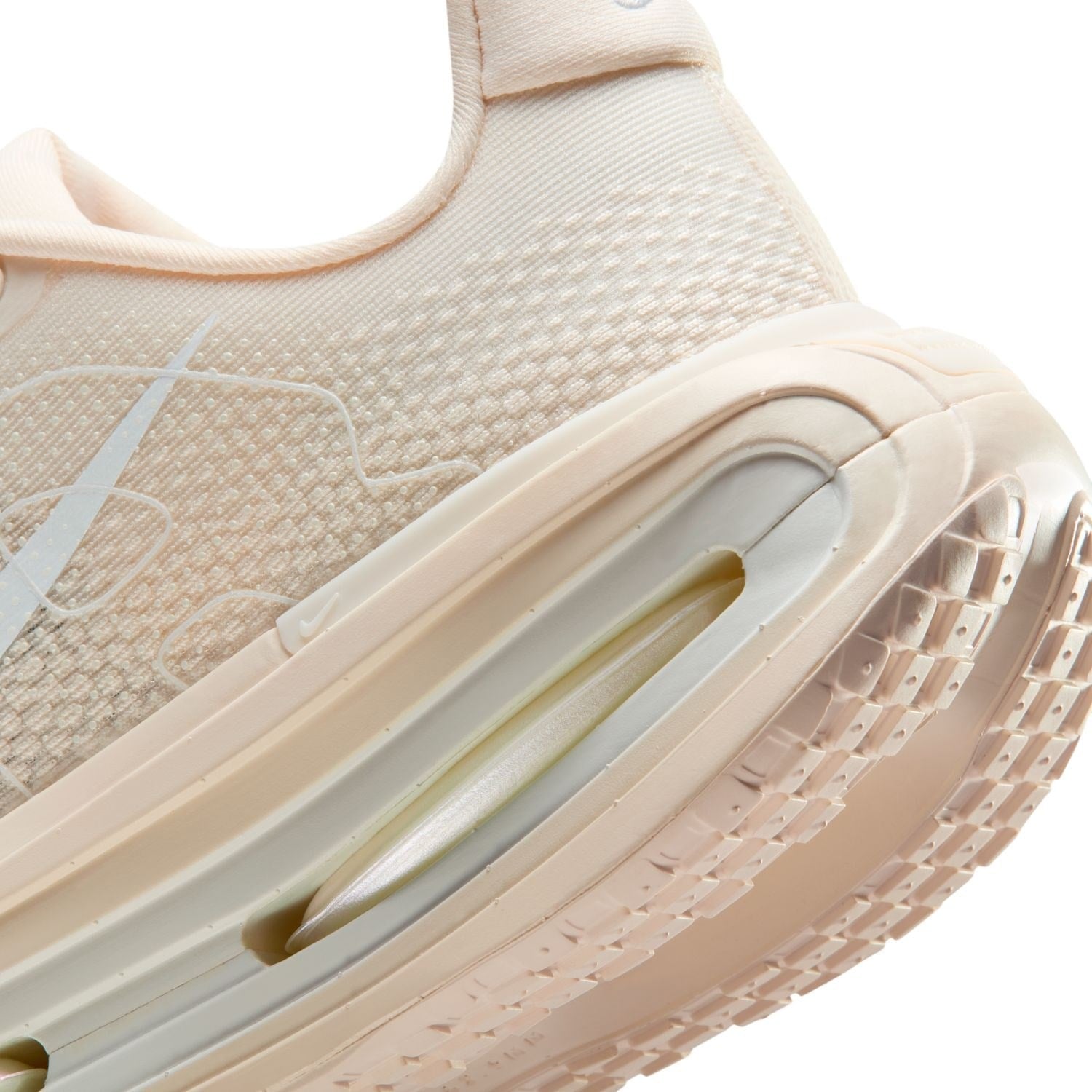 Nike Vomero Premium - Womens Running Shoes - Chalk/White/Pale Ivory/Summit White