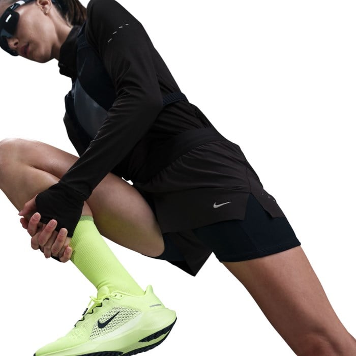 Nike Swift Mid-Rise Womens 2-In-1 Running Shorts - Black/Reflective Silver