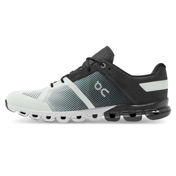 On Cloudflow - Mens Running Shoes - Black/White