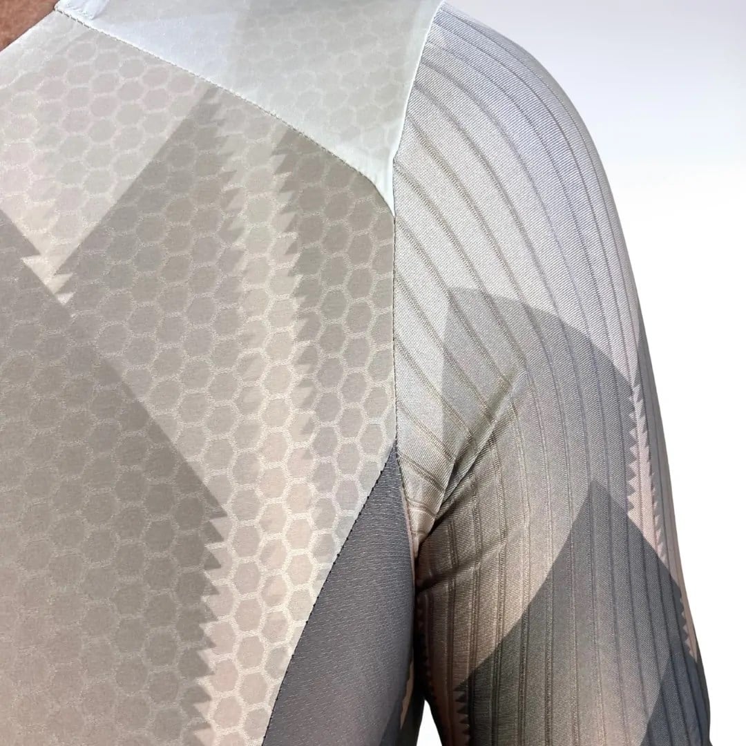 SUB4 Triathlon Seamless Sleeved Speedsuit - Lava