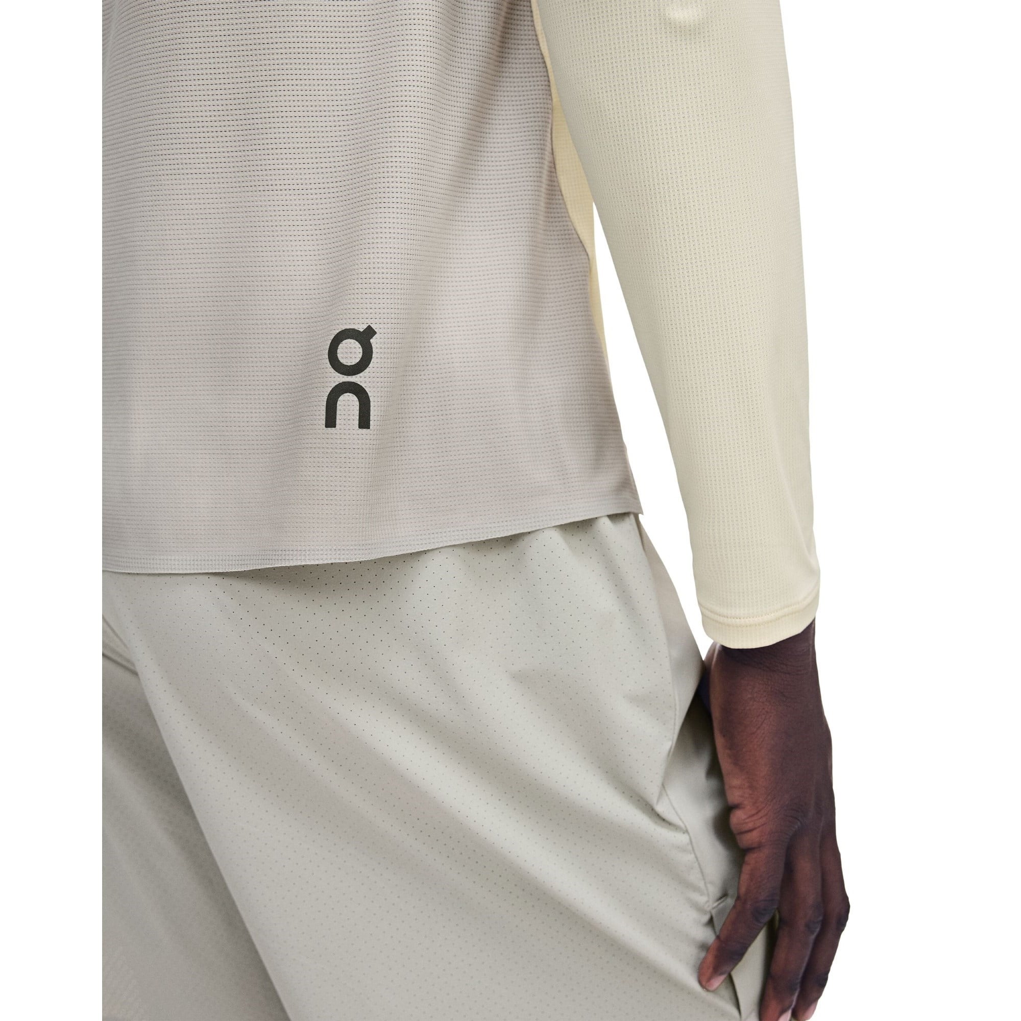 On Running Performance Long-T Mens Running Top - Hare/Brume - image 7