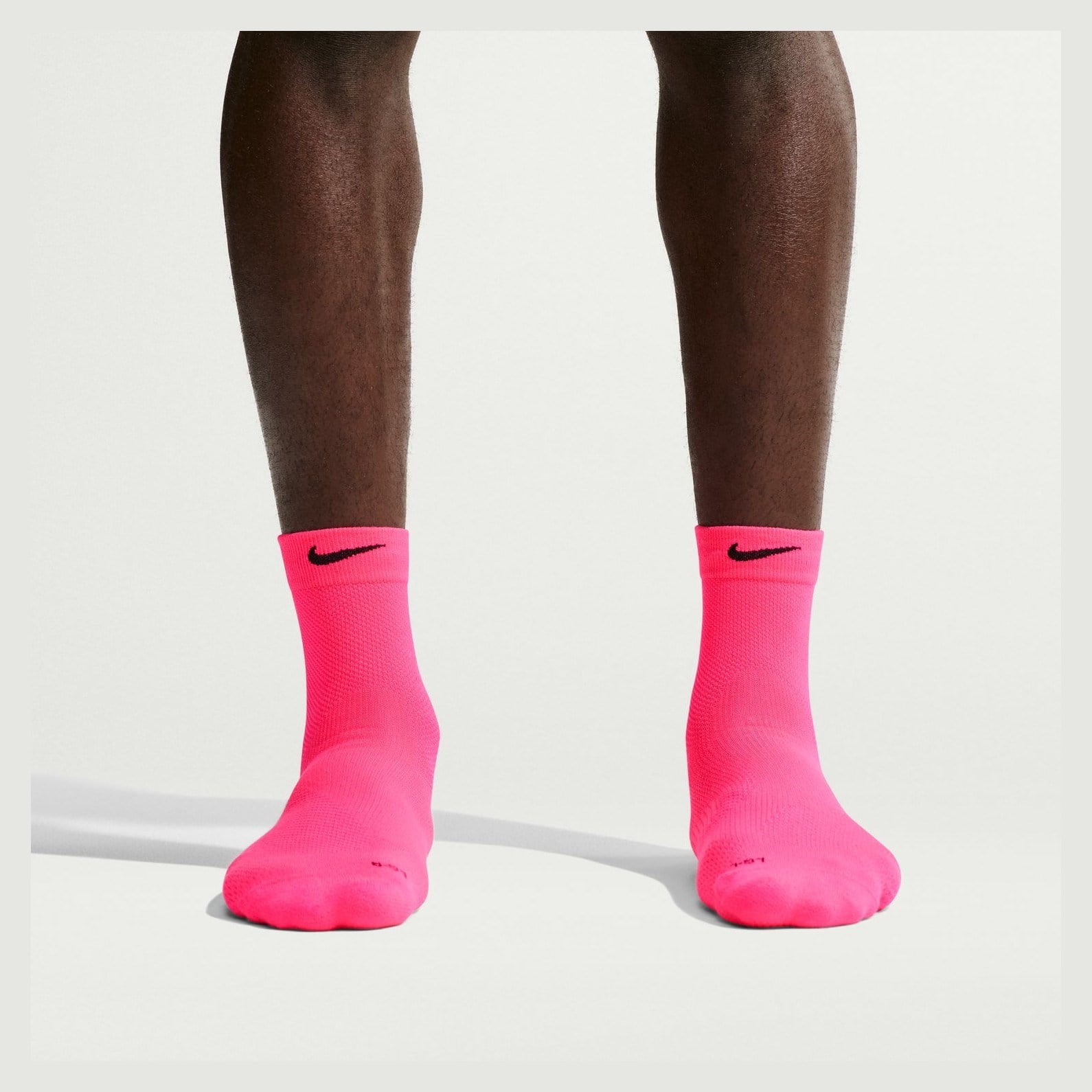 Nike Lightweight Crew Running Socks - Hyper Pink/Black - image 4