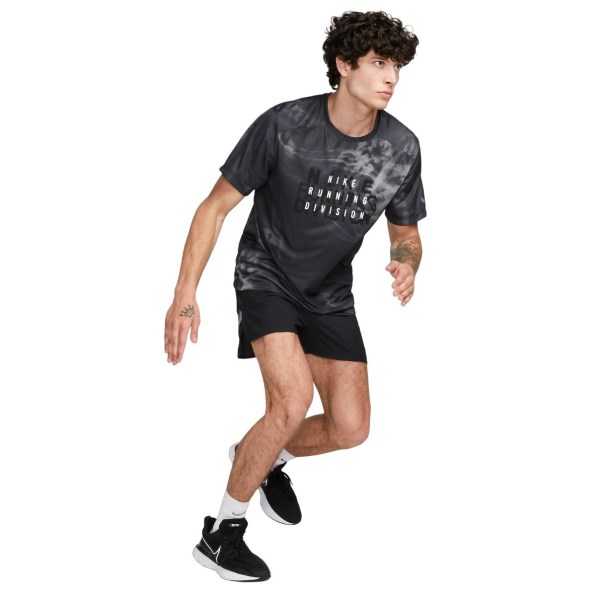 Nike Dri-Fit Run Division Rise 365 Mens Running T-Shirt - Black/Reflective Black