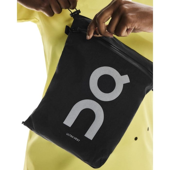 On Ultra Vest Pro with Flasks - Black