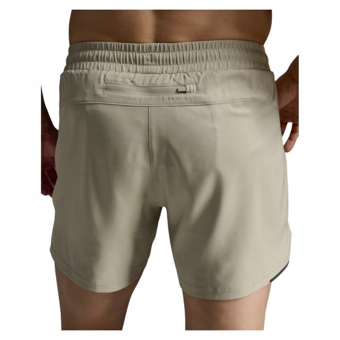 2XU Aero 5 Inch Mens Running Shorts - Pebble/Black Reflective - image 7