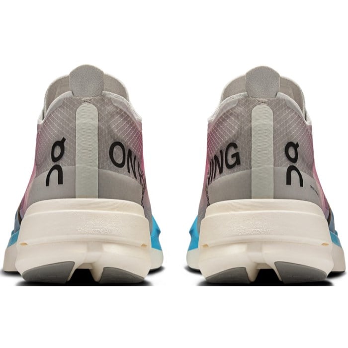 On Running Cloudboom Strike - Womens Road Racing Shoes - White/Horizon