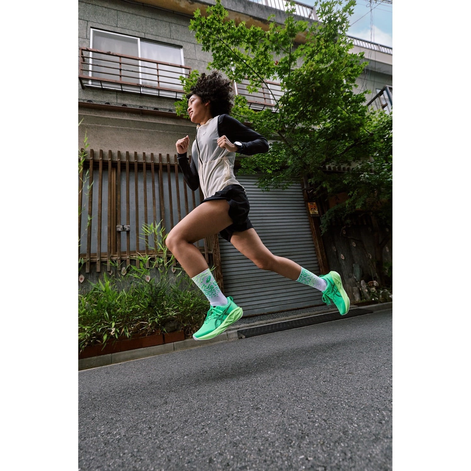 Asics NovaBlast 5 Ekiden - Womens Running Shoes - Vital Green/Black